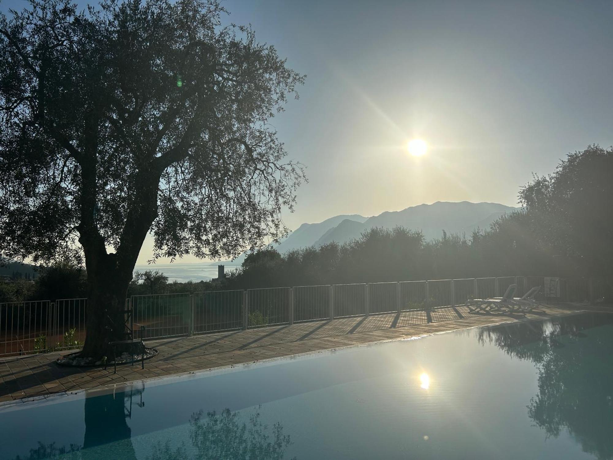 Gardesana Active Apartments Malcesine Bagian luar foto