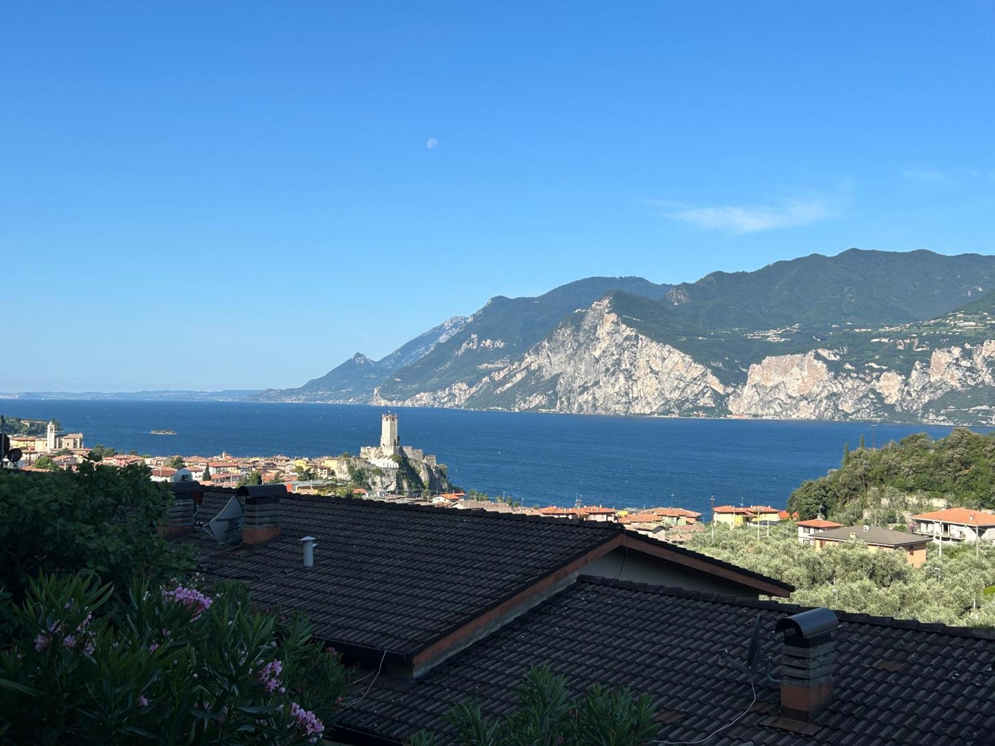 Gardesana Active Apartments Malcesine Bagian luar foto