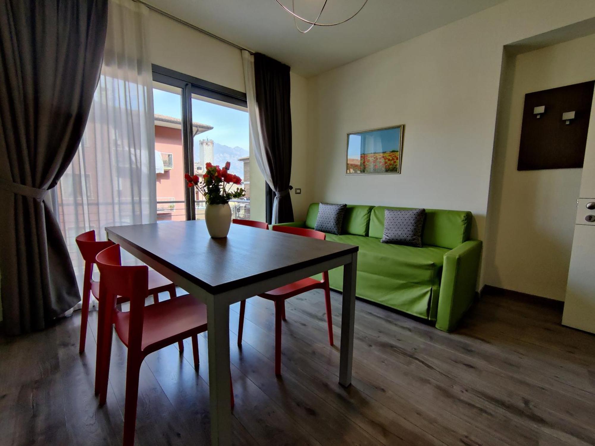 Gardesana Active Apartments Malcesine Bagian luar foto