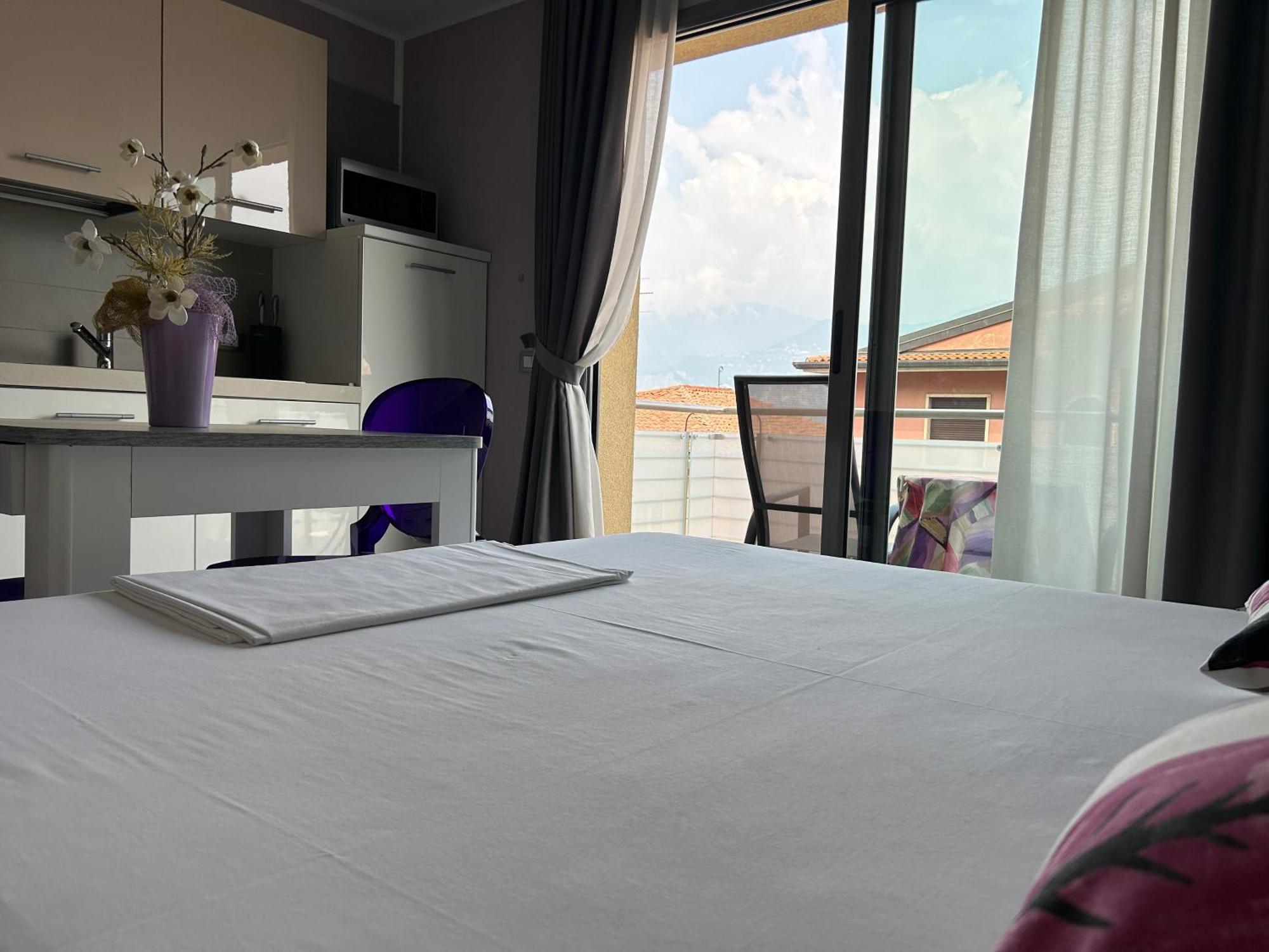 Gardesana Active Apartments Malcesine Bagian luar foto