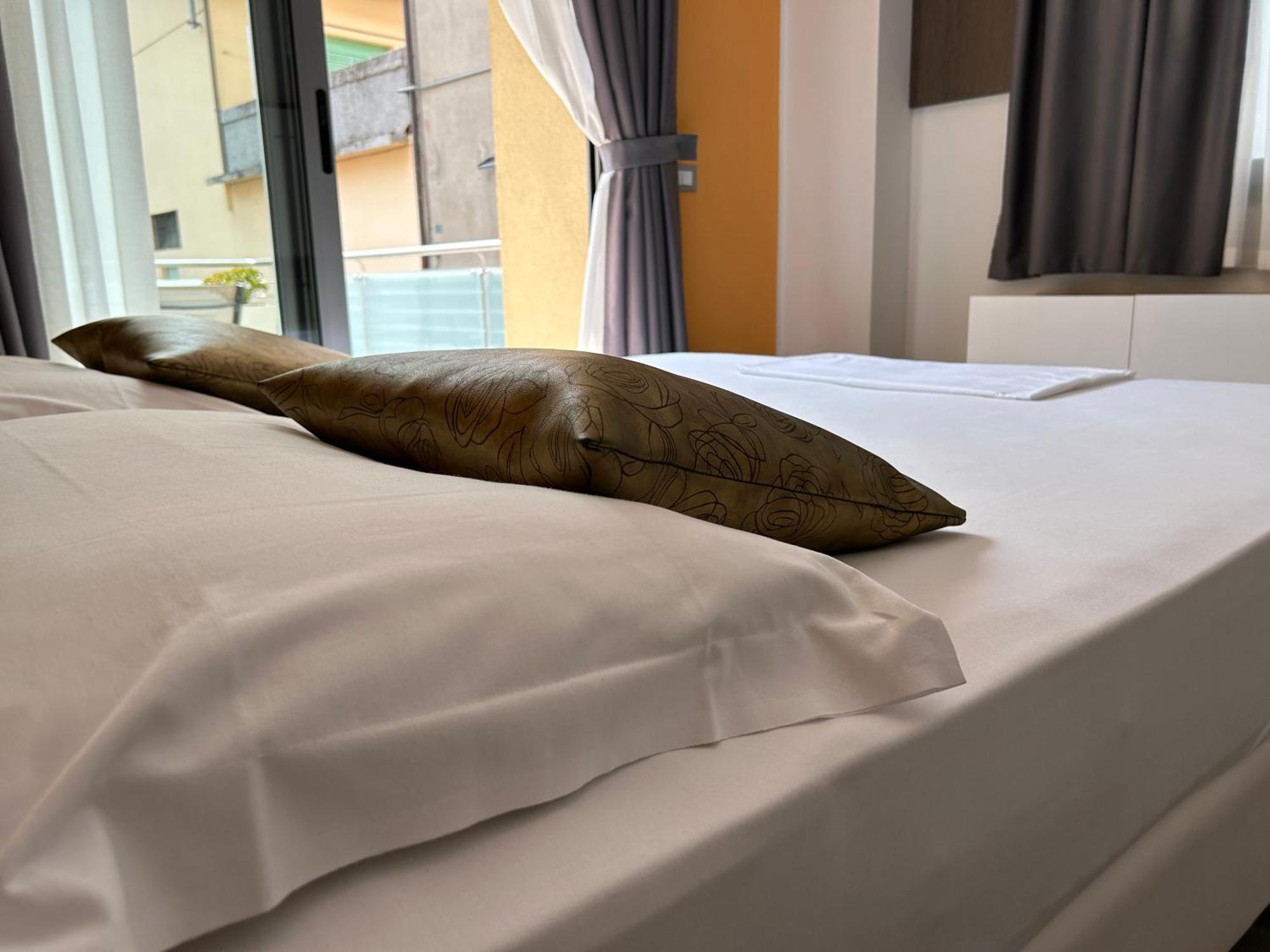 Gardesana Active Apartments Malcesine Bagian luar foto
