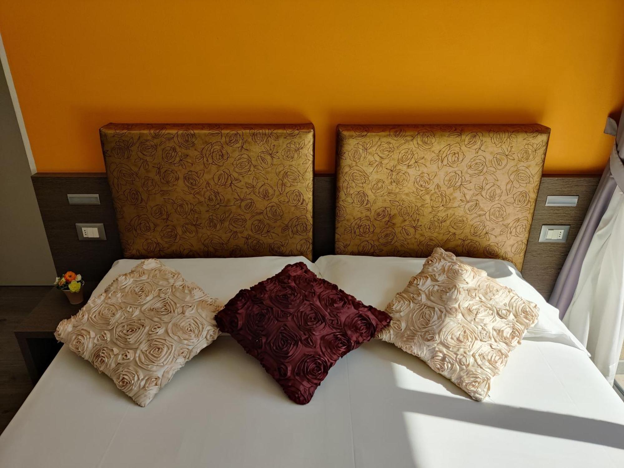 Gardesana Active Apartments Malcesine Bagian luar foto