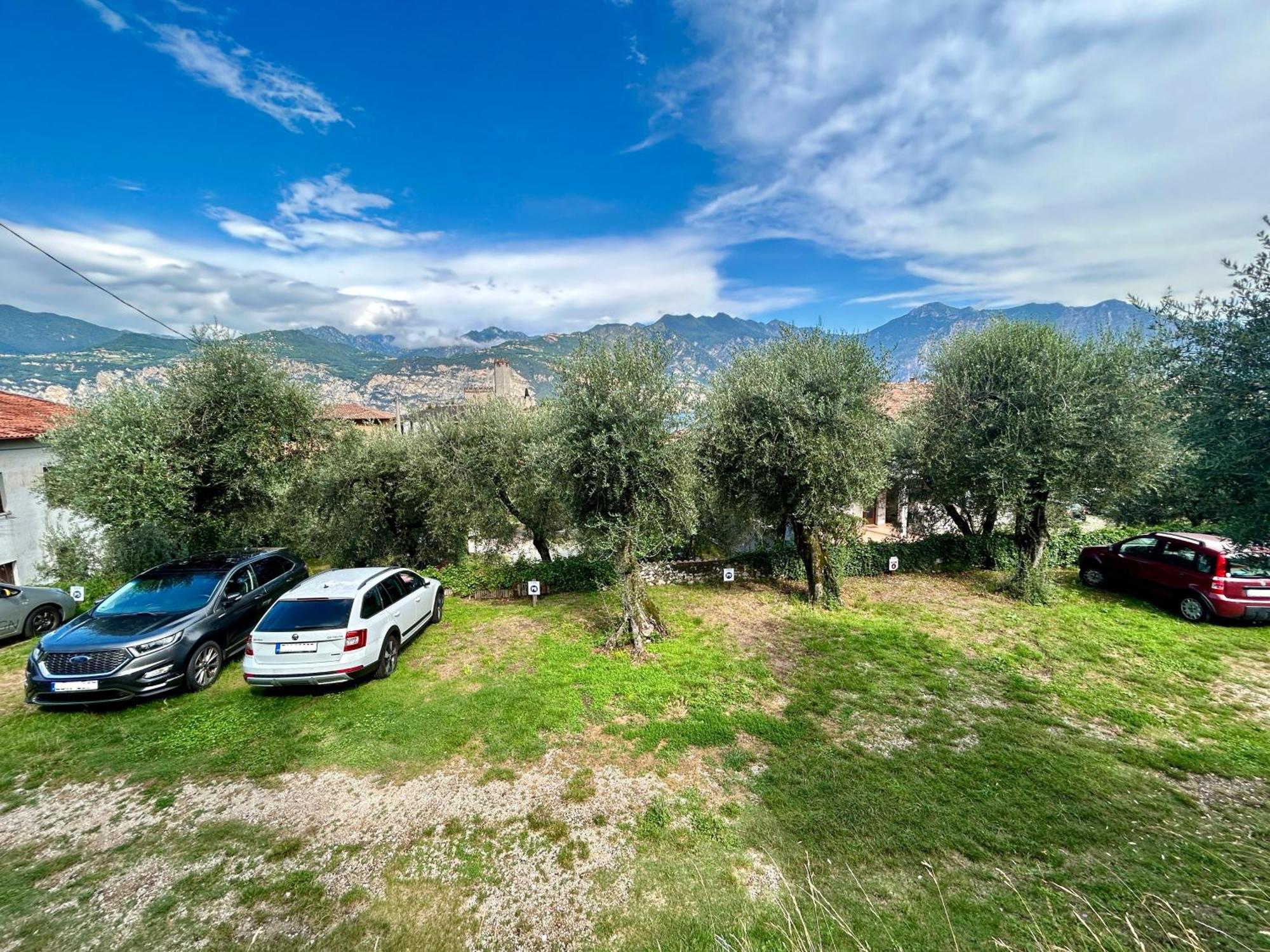 Gardesana Active Apartments Malcesine Bagian luar foto