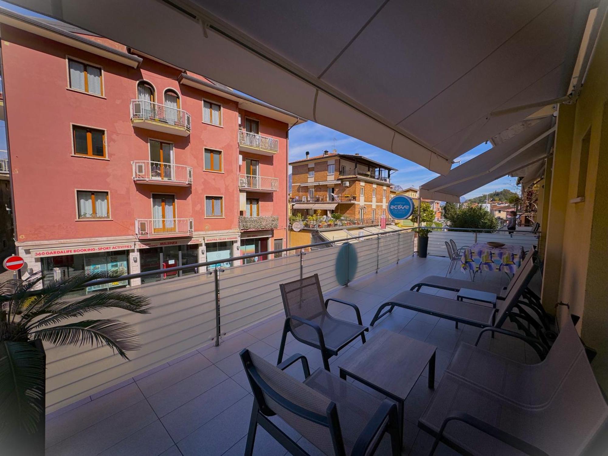 Gardesana Active Apartments Malcesine Bagian luar foto